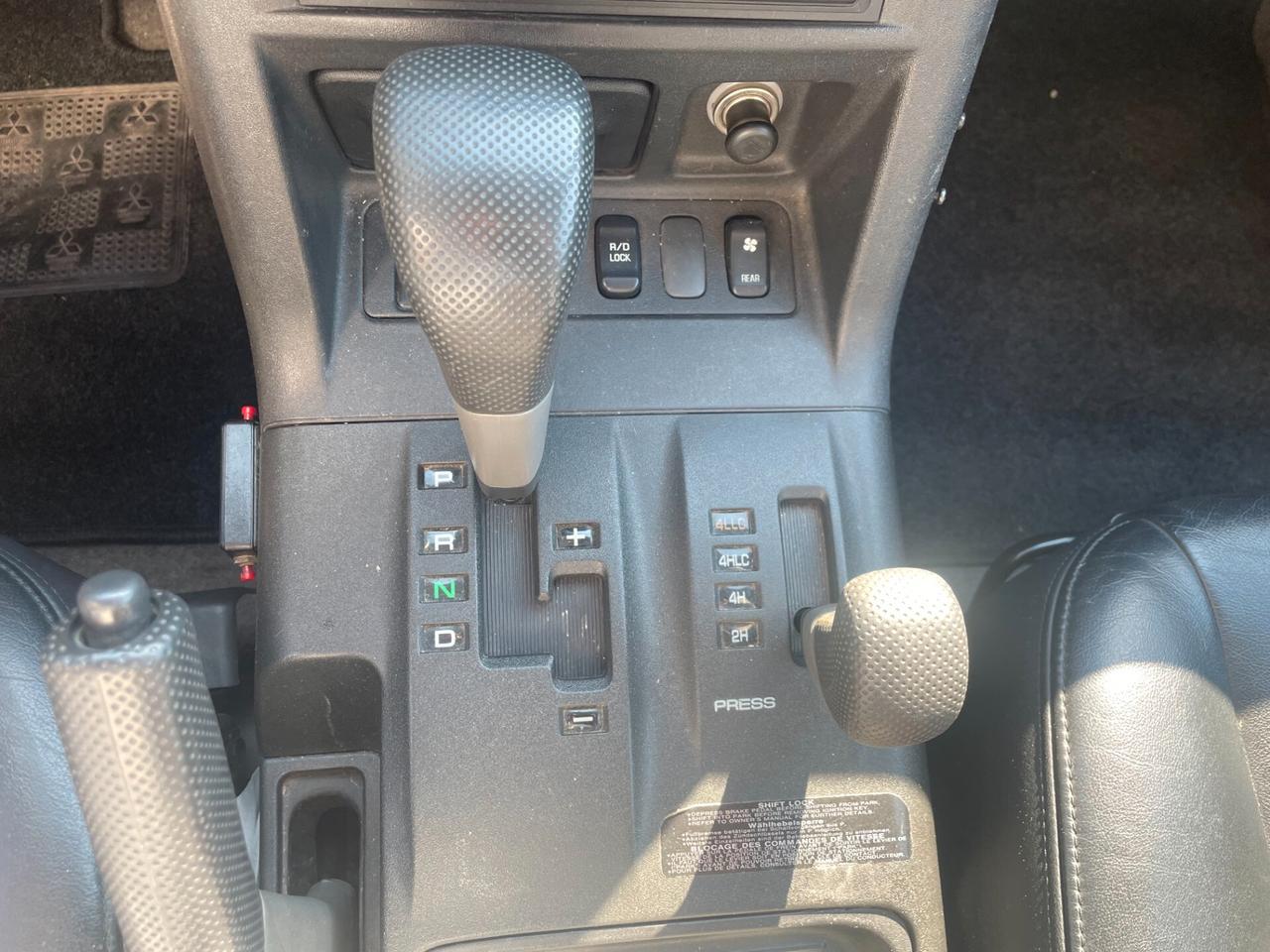 Mitsubishi Pajero III 3.2 16V DI-D 5p. GLX 7p.