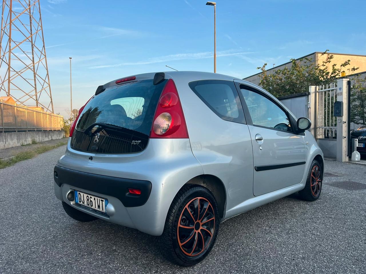 Peugeot 107 1.0 68CV 3p. SOLO 49.000 KM !!!