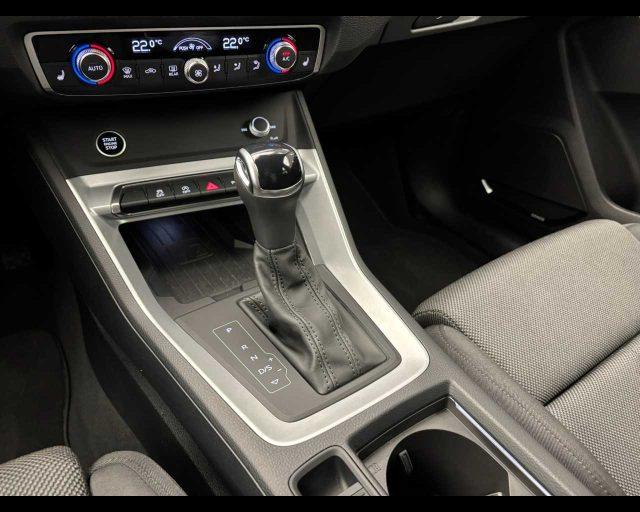 AUDI Q3 35 TFSI S tronic Business Advanced