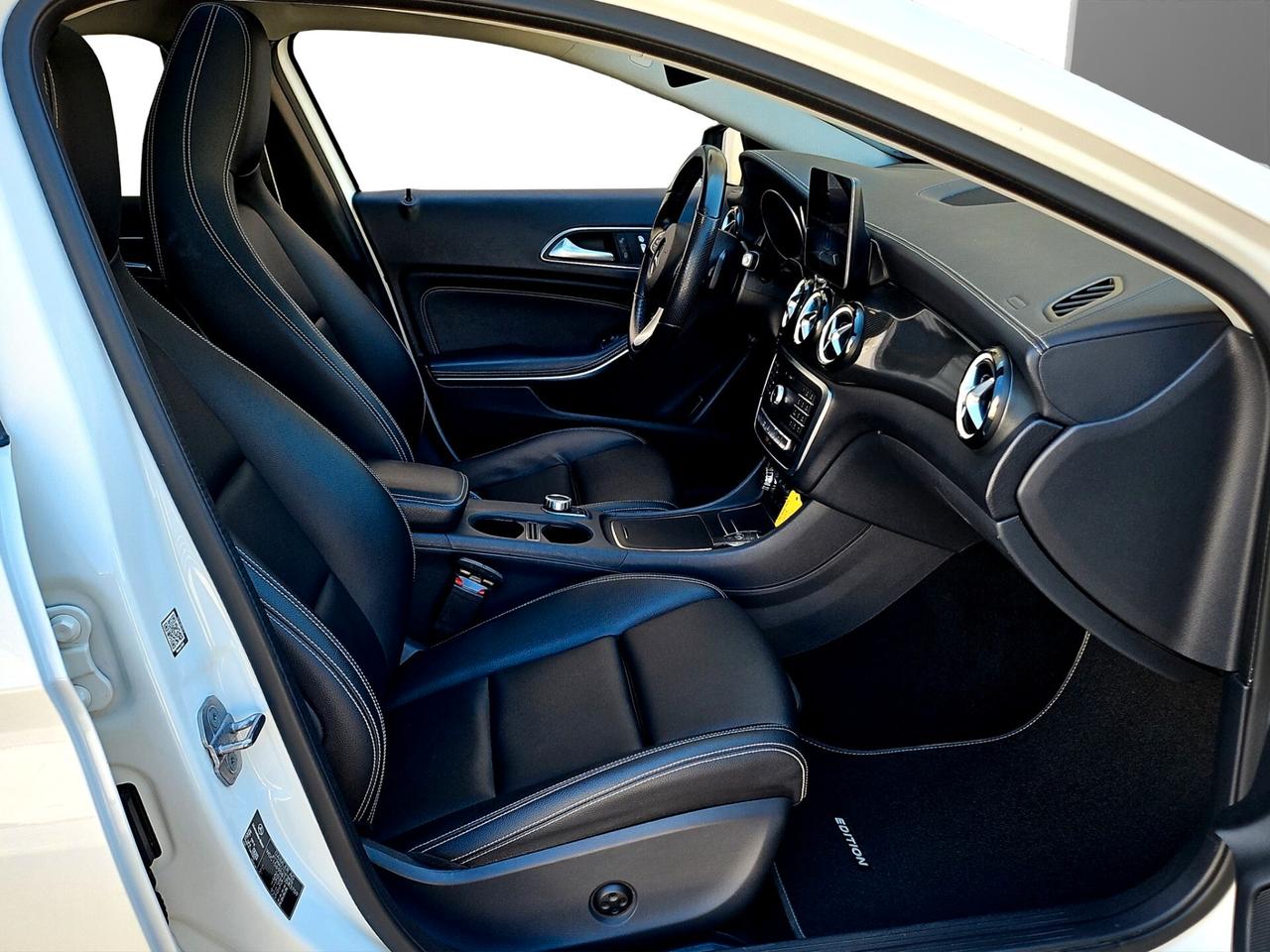 Mercedes-benz GLA 200 d Automatic Premium AMG FULL