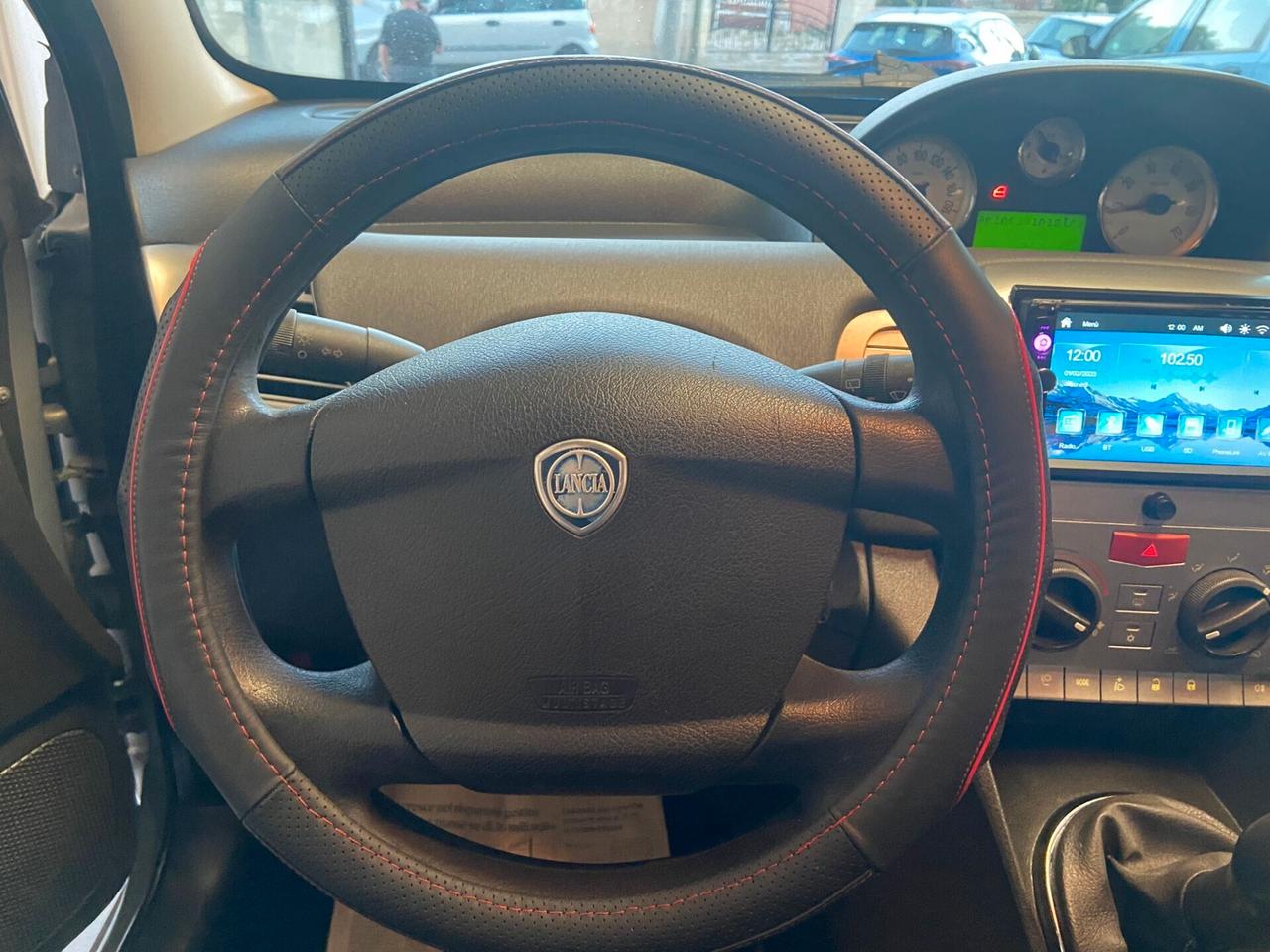 Lancia Ypsilon 1.3 MJT 16V 95 CV 5 porte S&S Gold