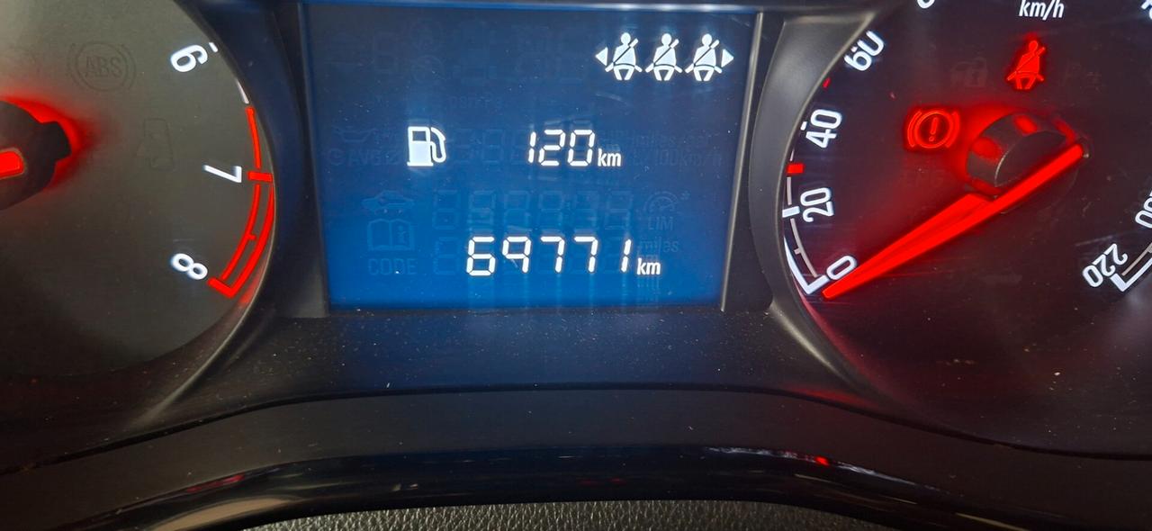 Opel Karl Rocks 1.0 73 CV