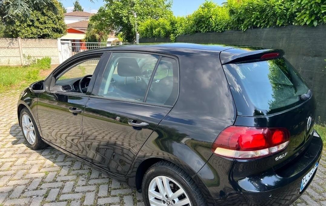 Volkswagen Golf 1.6 TDI DPF 5p. Highline