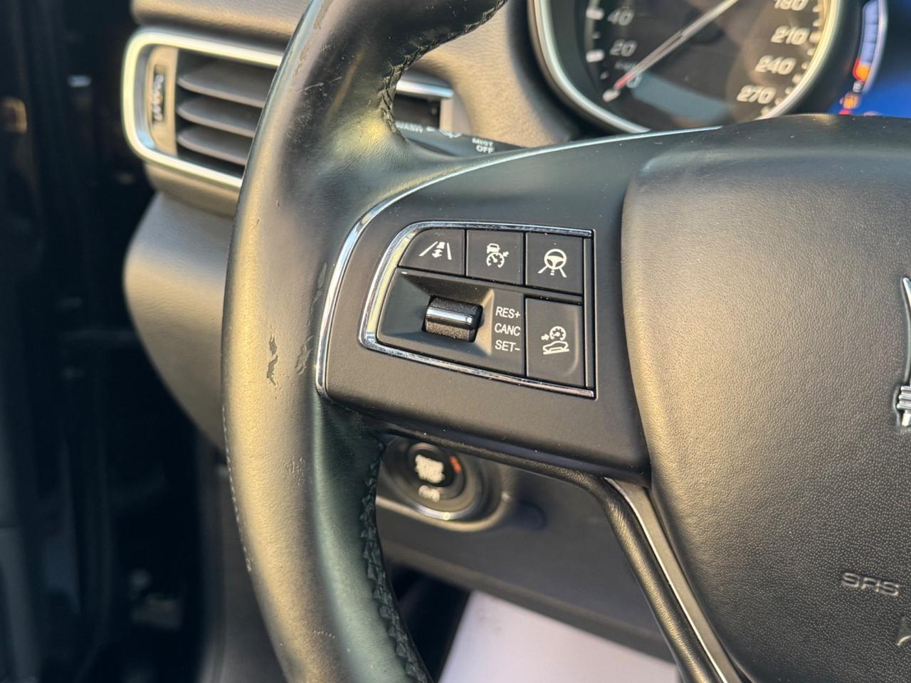 MASERATI LEVANTE 3.0 D V6 275 GRANLUSSO TETTO FULL
