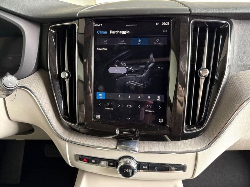 Volvo XC60 Recharge T6 Plug-in AWD autom. Plus Bright