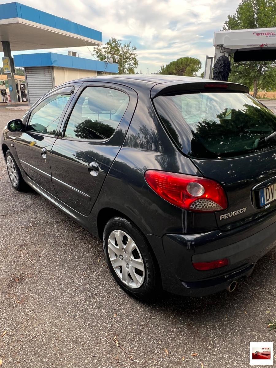 PEUGEOT - 206 - 1.1 60CV 5p. Trendy