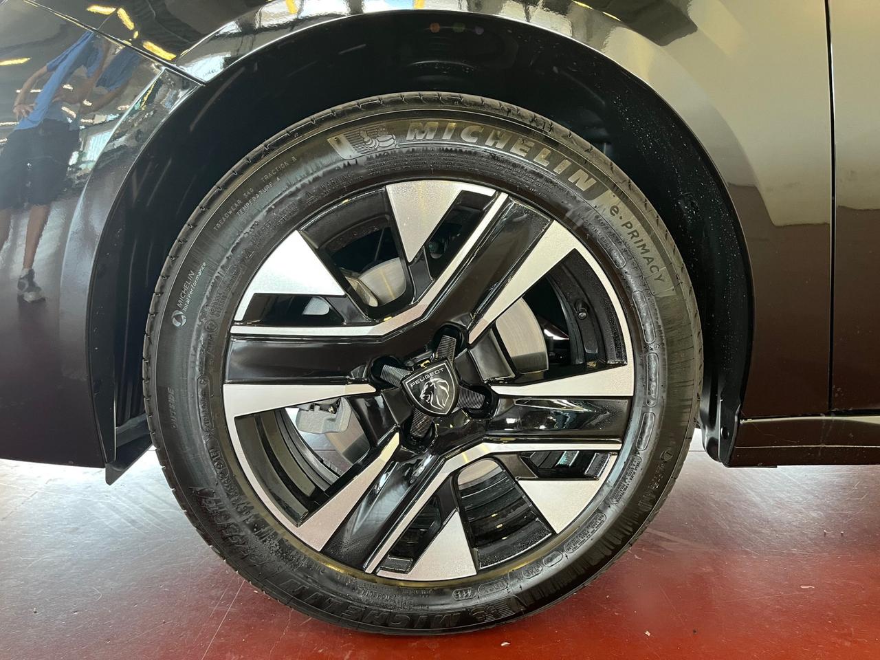 PEUGEOT 208 5P - ALLURE PureTech 100 S&S