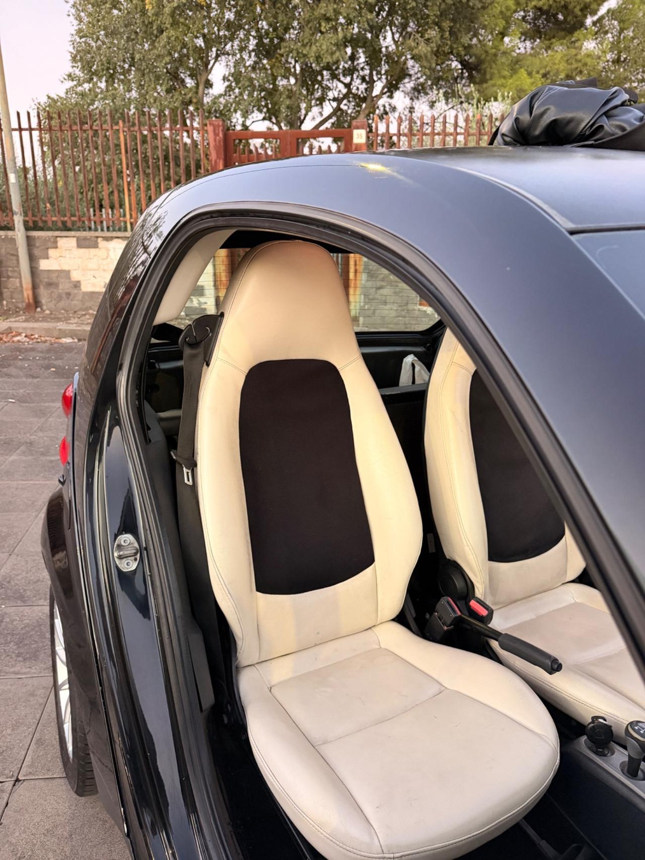 Smart ForTwo 1000 62 kW coupé passion