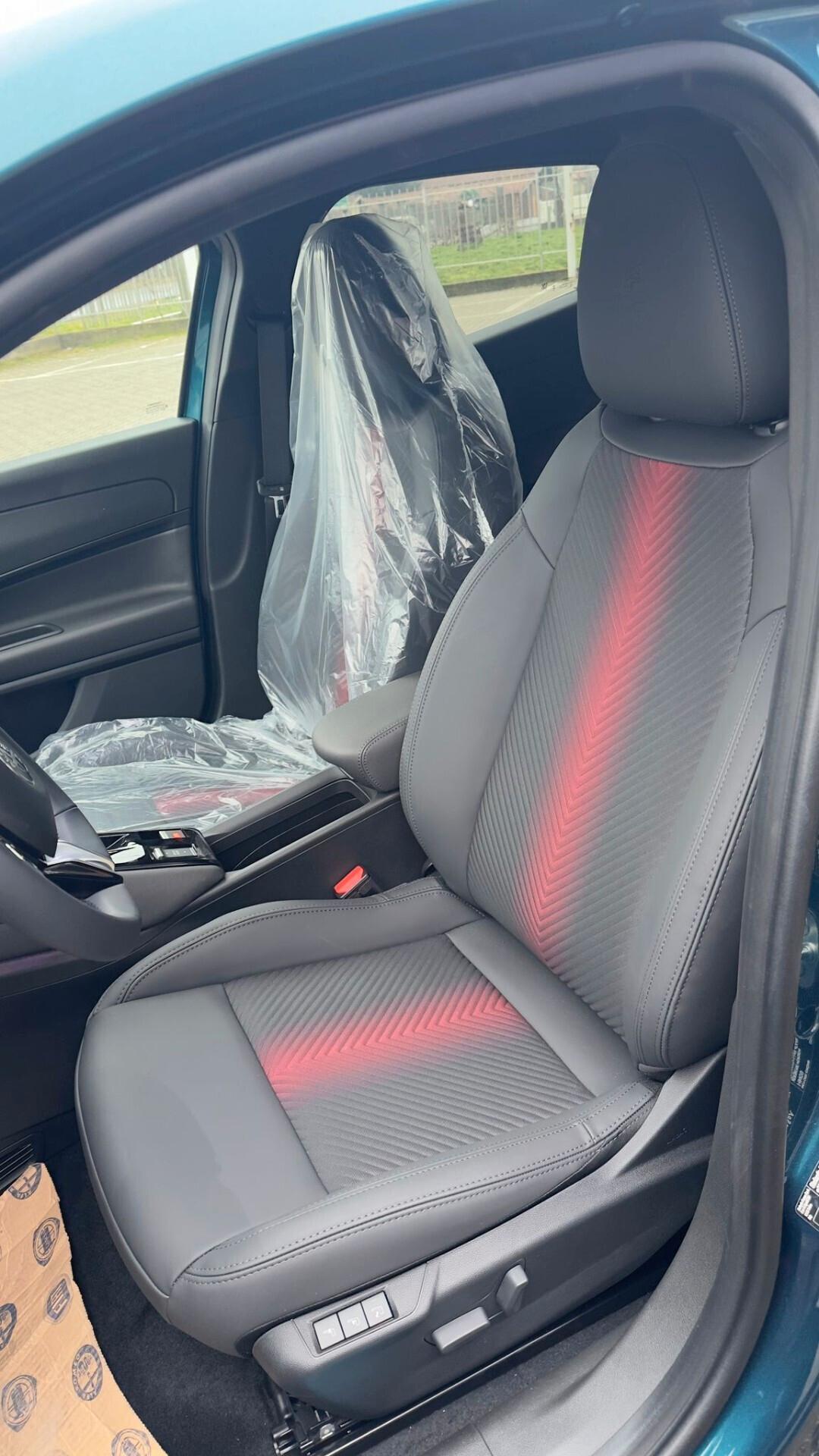 Alfa Romeo Junior 1.2 145 CV Hybrid eDCT6 Ti