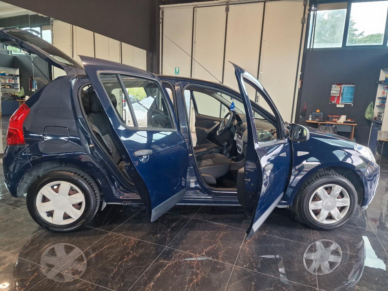 Dacia Sandero 1.2 16V Lauréate, 120 mila chilometri