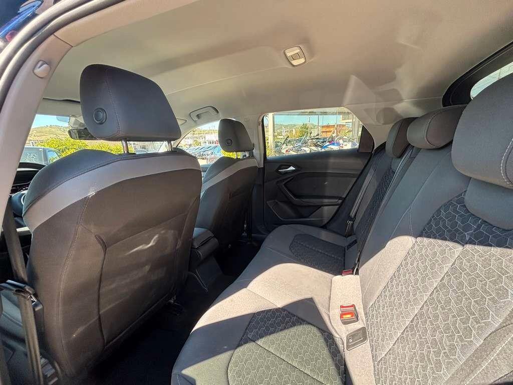 Audi A1 SPB 30 TFSI S line edition 2025 / KM 12.000 IVA ESPOSTA Tua a solo 275 Euro al mese