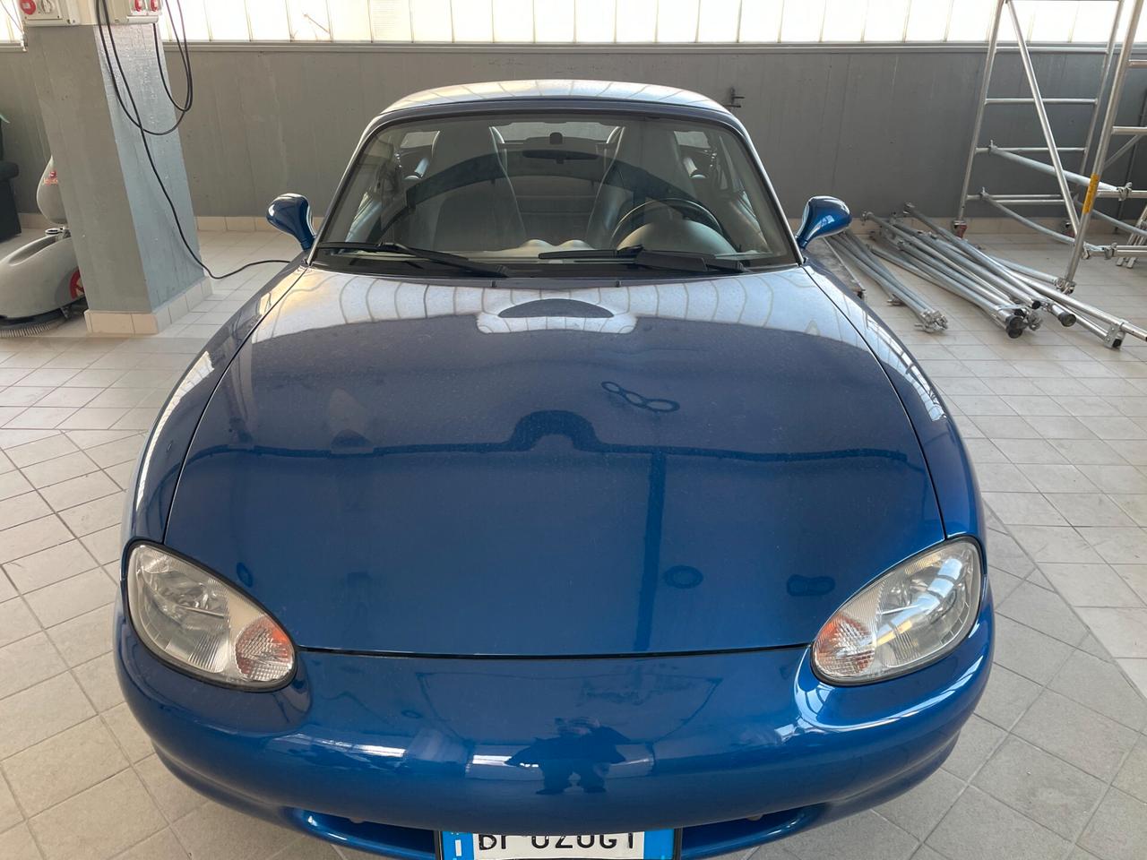 Mazda MX-5 1.8i 16V cat 10th Anniversary