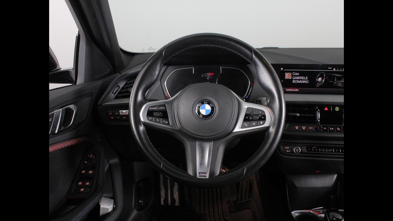 BMW Serie 1 F40 - 116d Msport auto