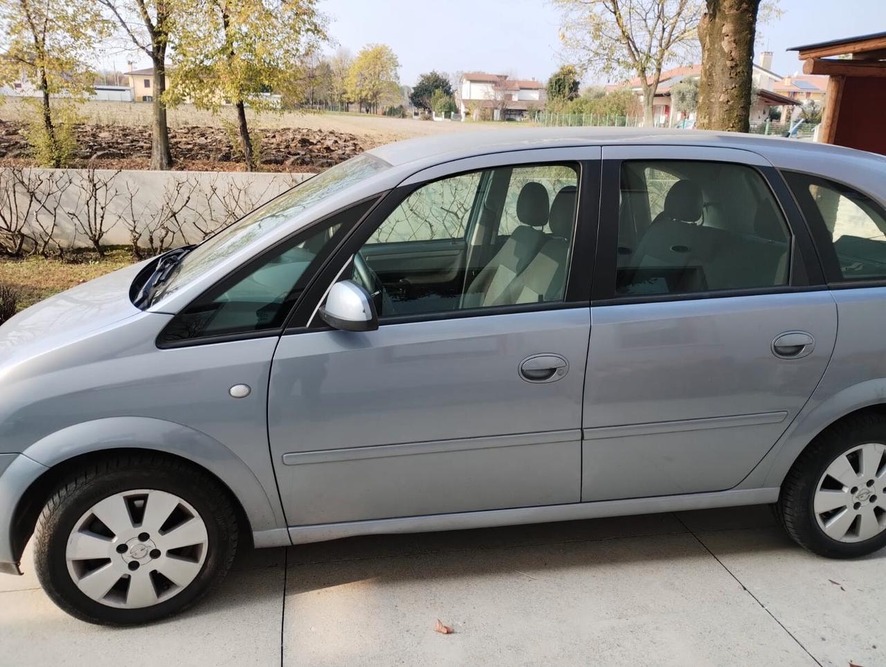 Opel Meriva 1.7 DTI Cosmo