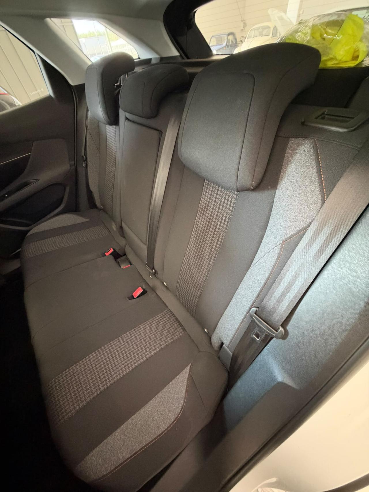Peugeot 3008 BlueHDi 130 S&S Allure