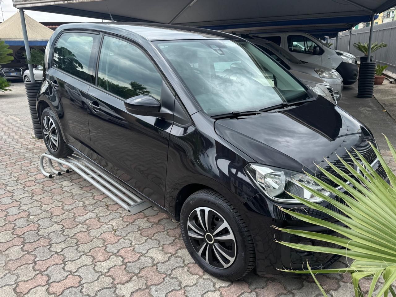 Volkswagen up! 1.0 5p. move