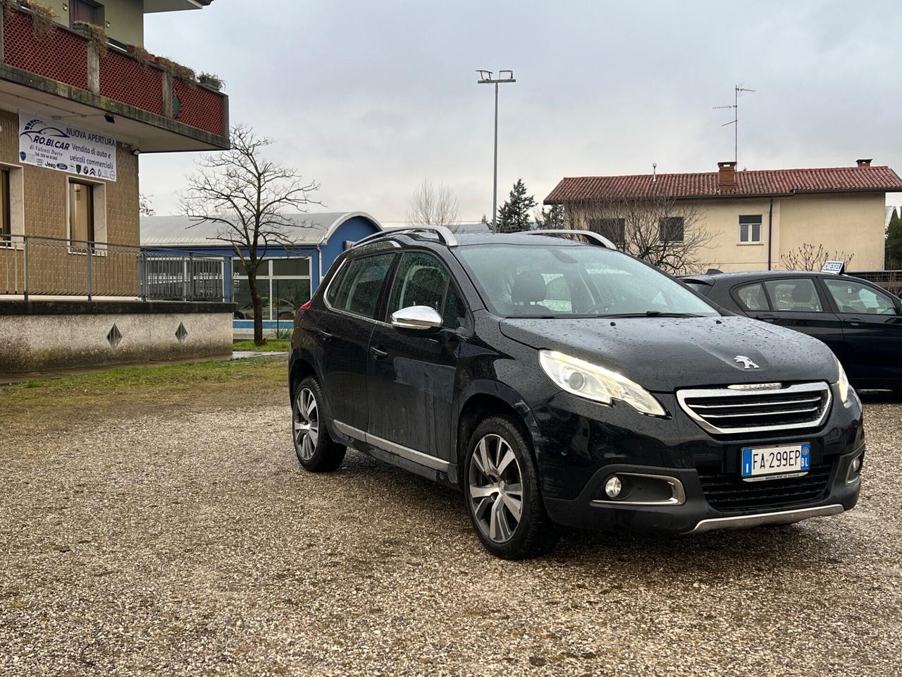 Peugeot 2008 BlueHDi 100 Black Matt