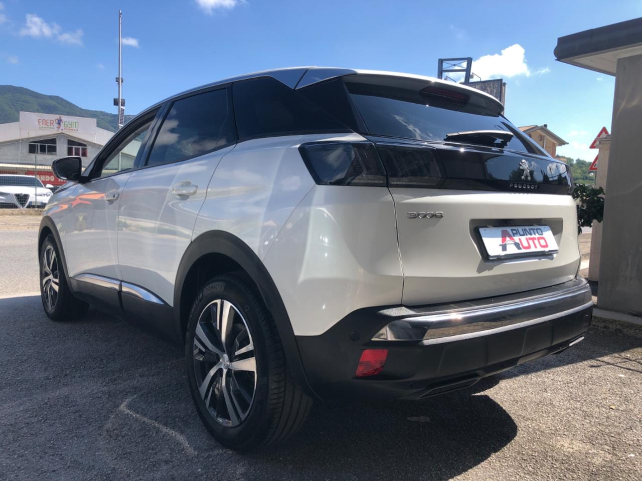 Peugeot 3008 BlueHDi 130 S&S EAT8 Allure