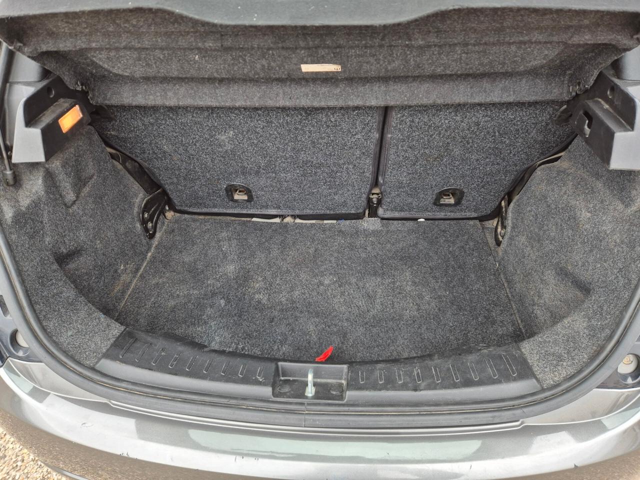 Lancia Ypsilon 1.2 69 CV 5 porte Gold