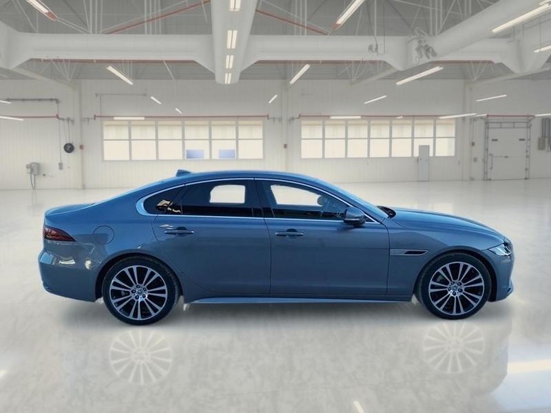 JAGUAR XF 2.0D MHEV 204 CV R-DYNAMIC S AUTO 4 PORTE BERLINA