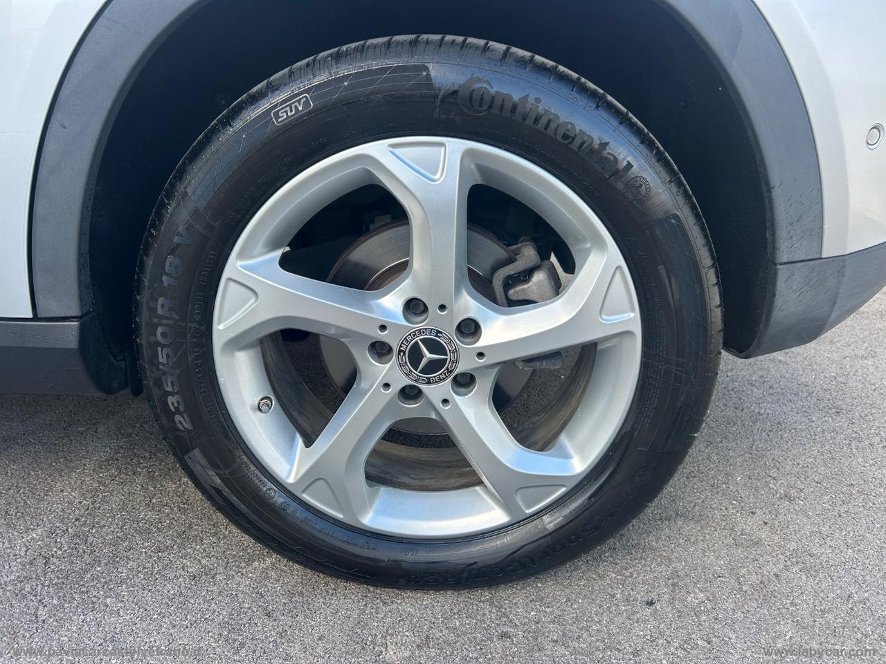 MERCEDES-BENZ GLA 220 d Automatic 4Matic Premium