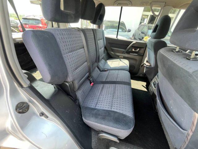 MITSUBISHI Pajero 3.2 16V DI-D 5p. aut. Intense
