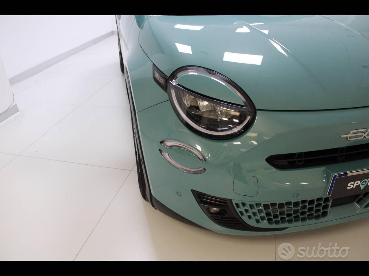 FIAT 600 (2023-->) - 600 Hybrid 110 CV DCT MHEV La