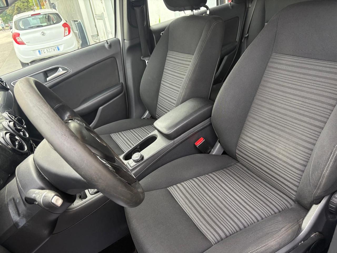 Mercedes-benz B 180 BlueEFFICIENCY Premium