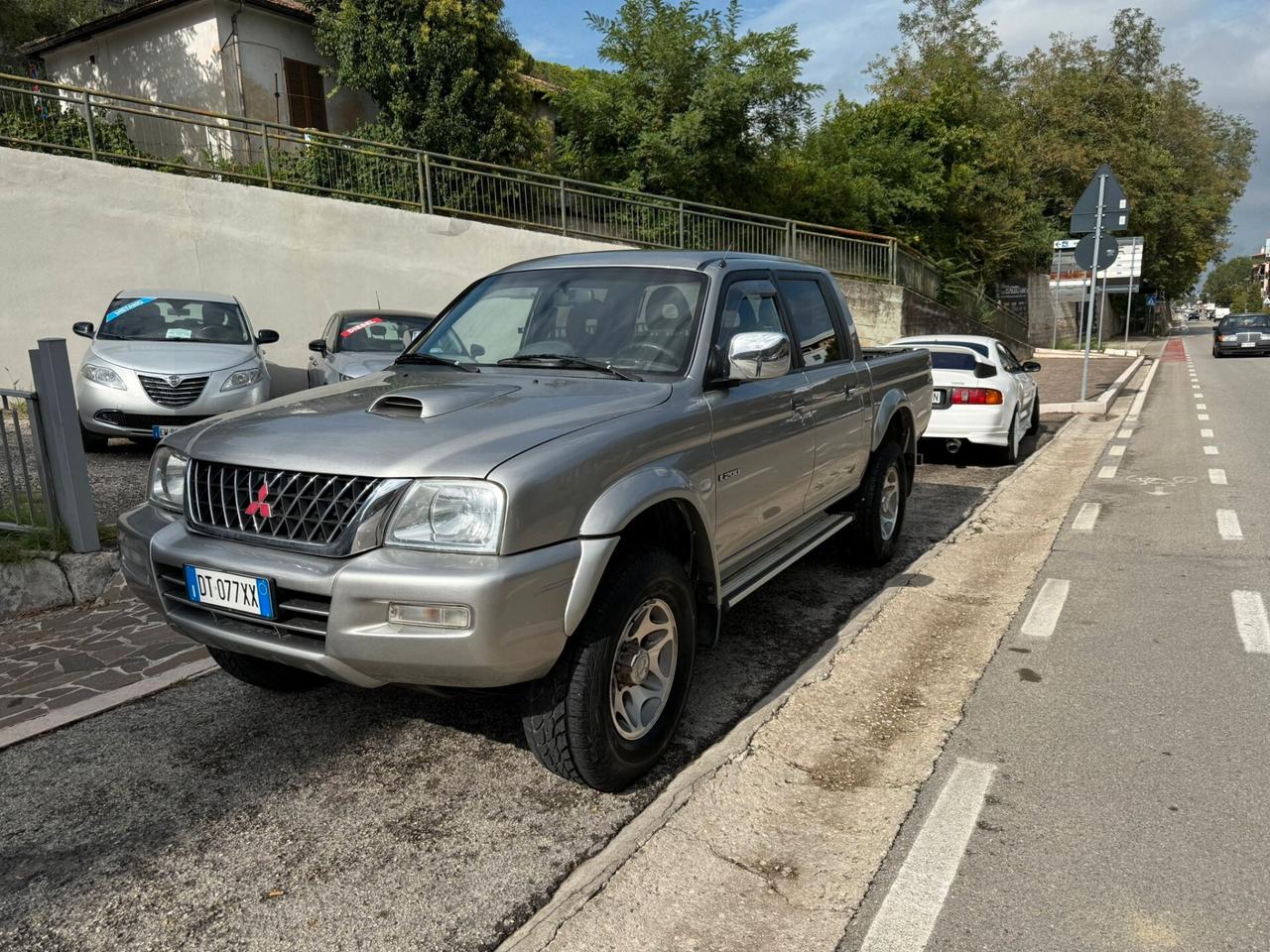 MITSUBUSHI L200 2,5 CRDI 118 CV PICK UP 4WD MAN DOPP CABI