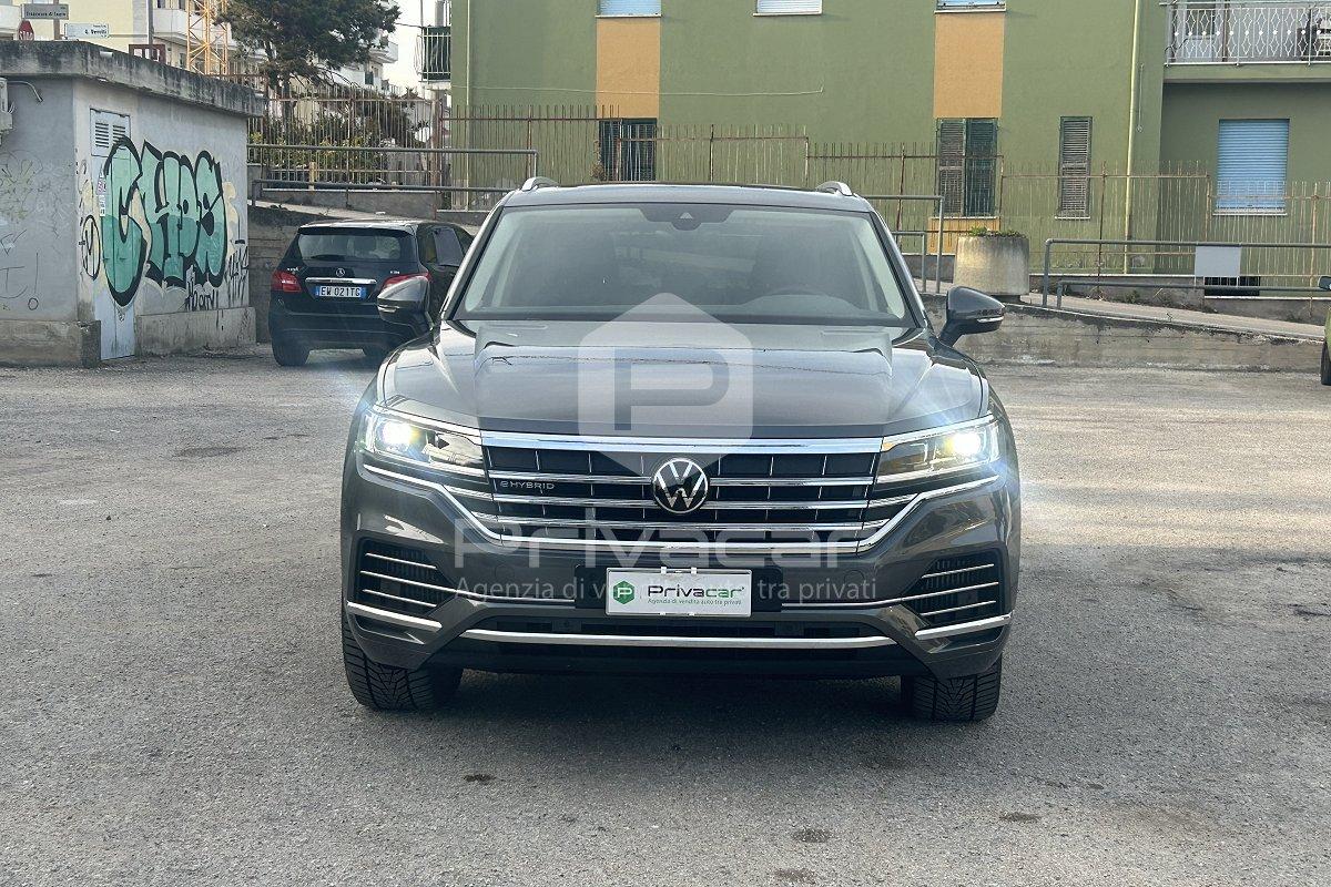 VOLKSWAGEN Touareg 3.0 V6 TSI eHybrid Atmosphere