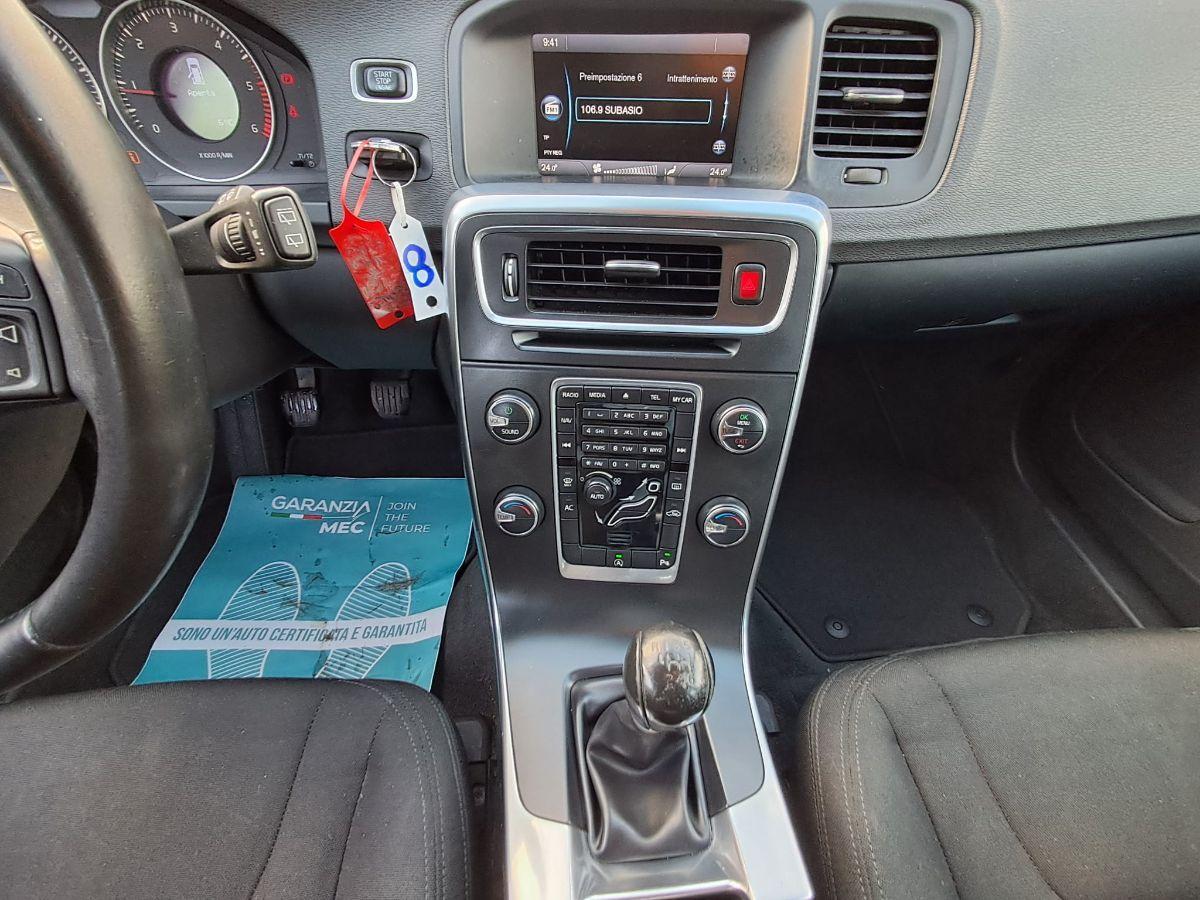 VOLVO - V60 - D2 Summum