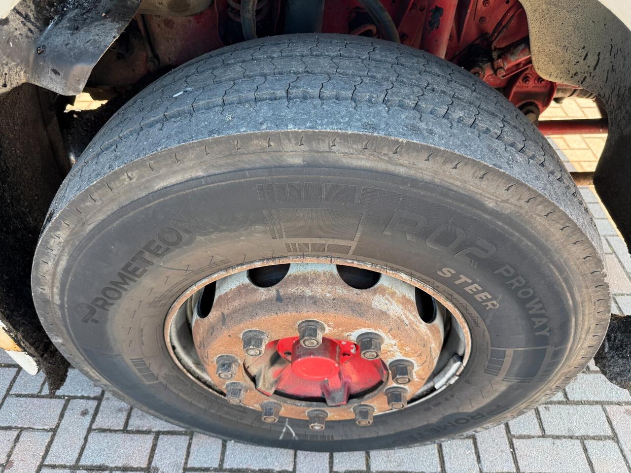 Scania P93.220 Cisterna bitume con asfaltatrice