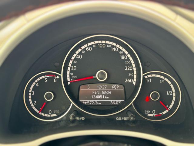 VOLKSWAGEN Maggiolino Cabrio 2.0 TDI DSG R-Line