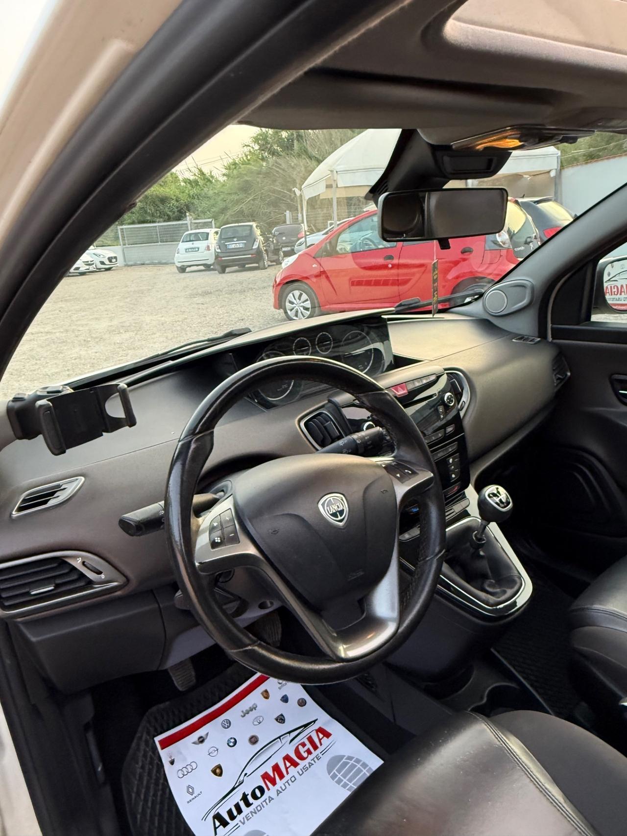 Lancia Ypsilon 1.3 MJT 16V 95 CV 5 porte S&S Platinum