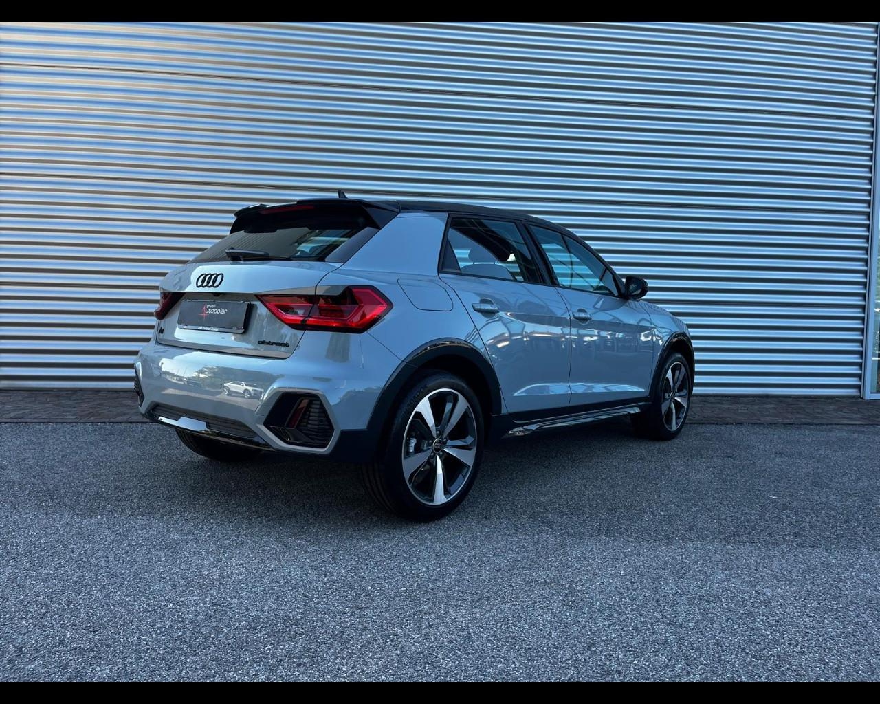 AUDI A1 ALLSTREET 30 TFSI IDENTITY CONTRAST
