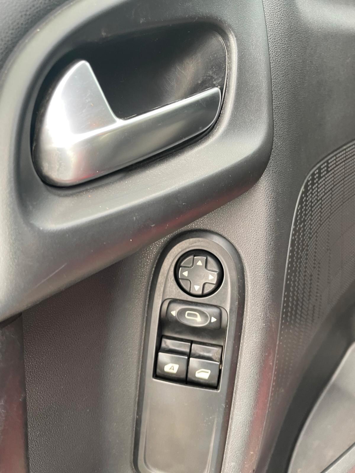 Citroen C3 1.2 VTi 82 Exclusive