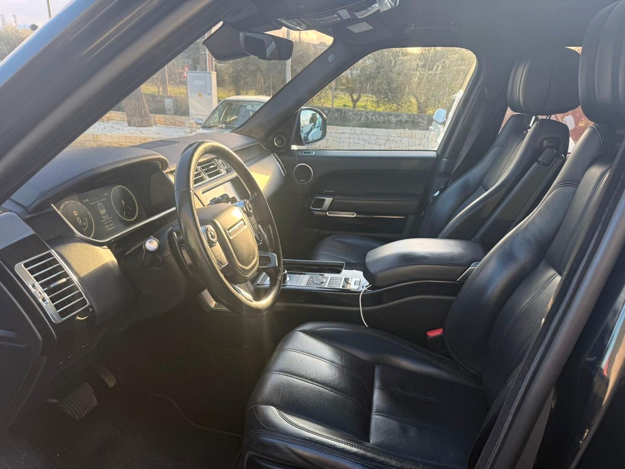 Land Rover Range 4.4 SDV8 Autobiography