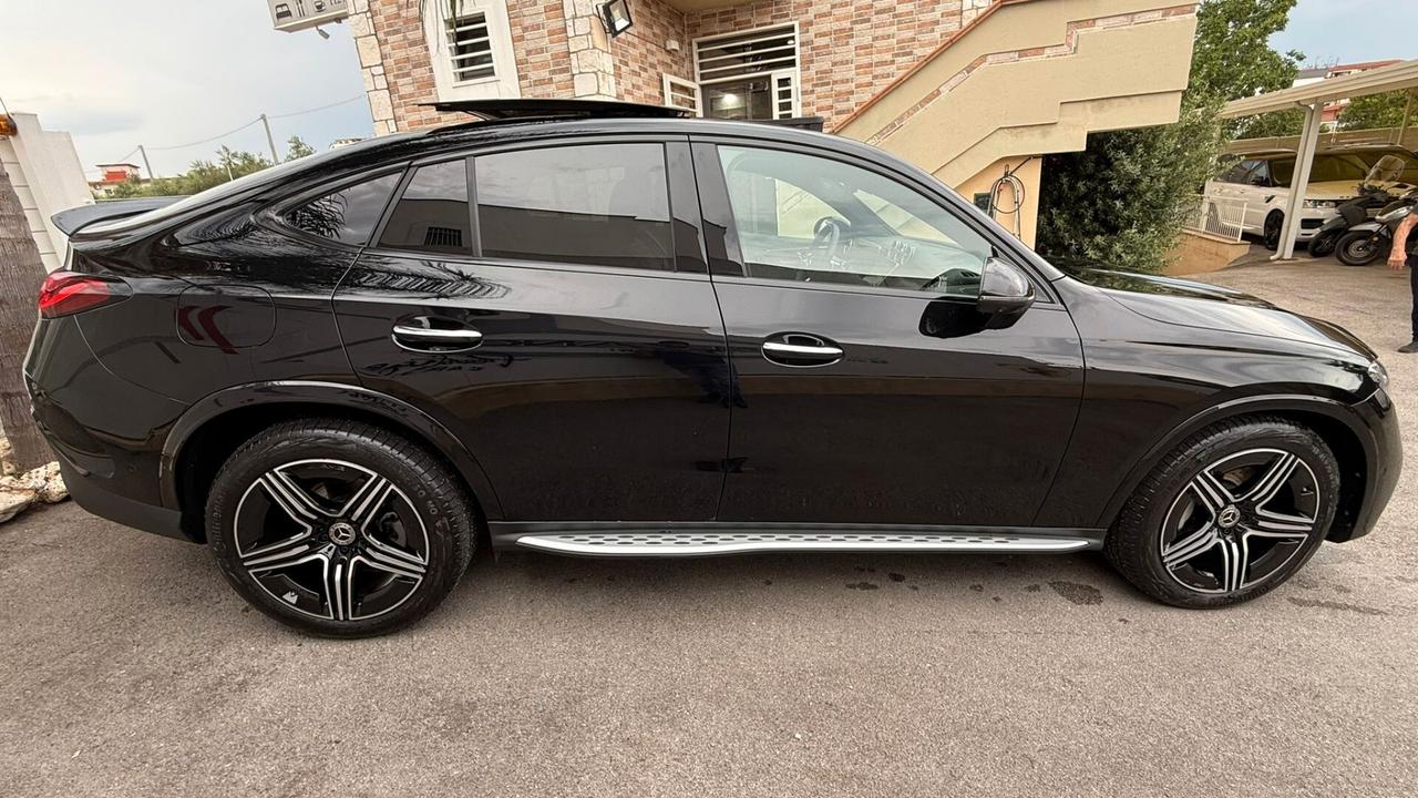 MERCEDES GLC 220d Coupé 2024 MILD HYBRID AMG LINE PREMIUM PLUS