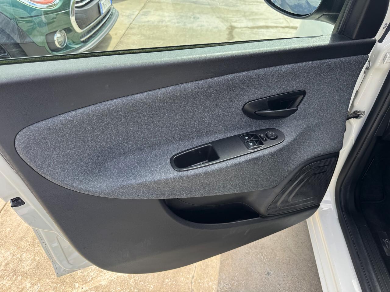 Lancia Ypsilon 0.9 TwinAir Metano Ecochic Elefantino/2019
