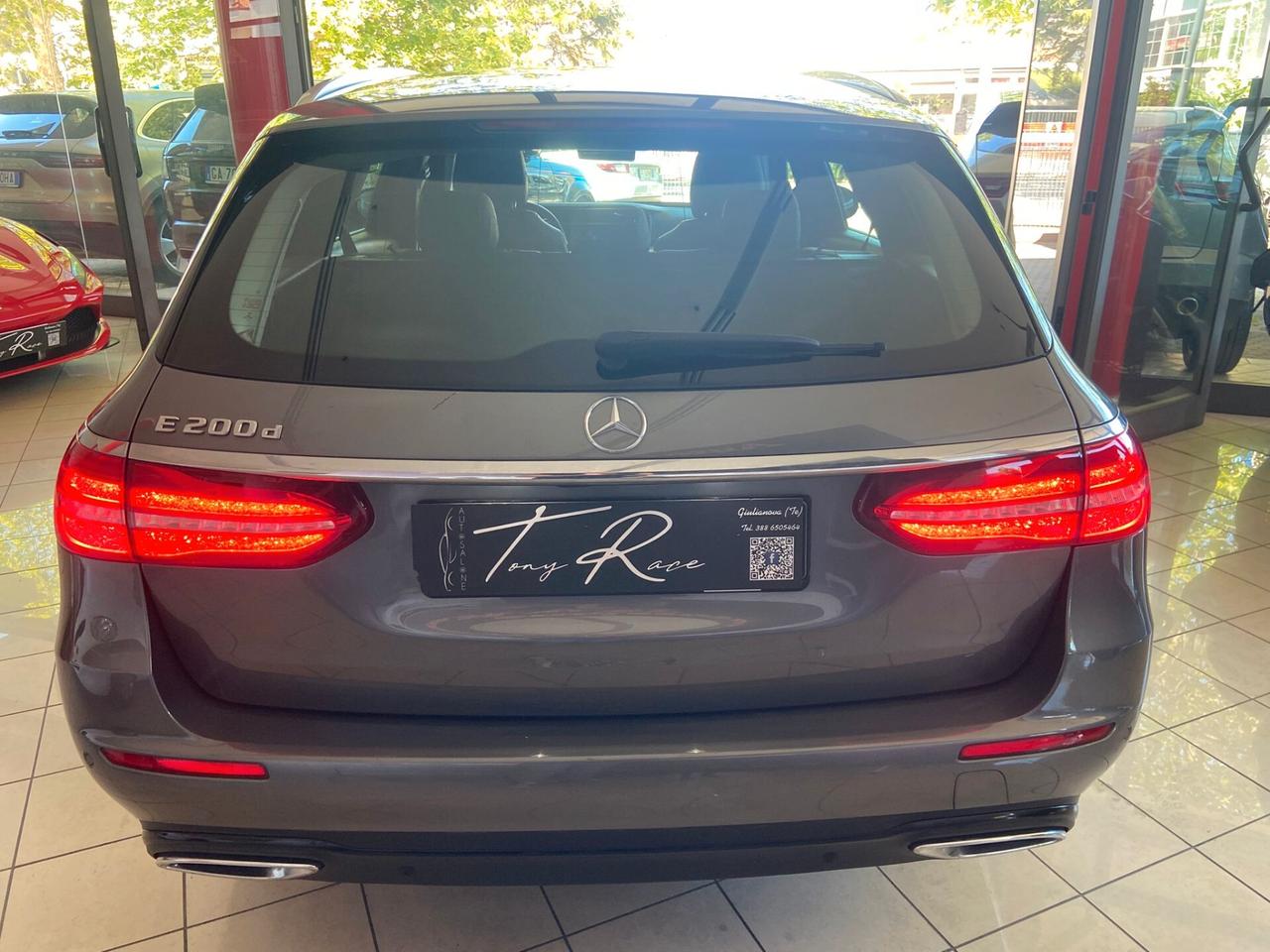 Mercedes E 200 Premium Plus