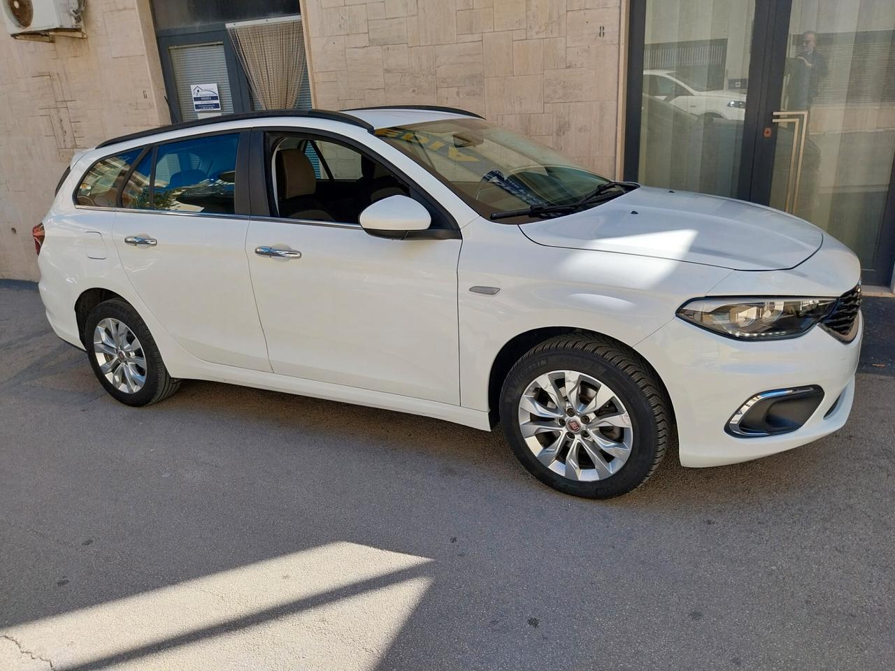 Fiat Tipo SW 1.6 Mjt Lounge automatica Full Optional