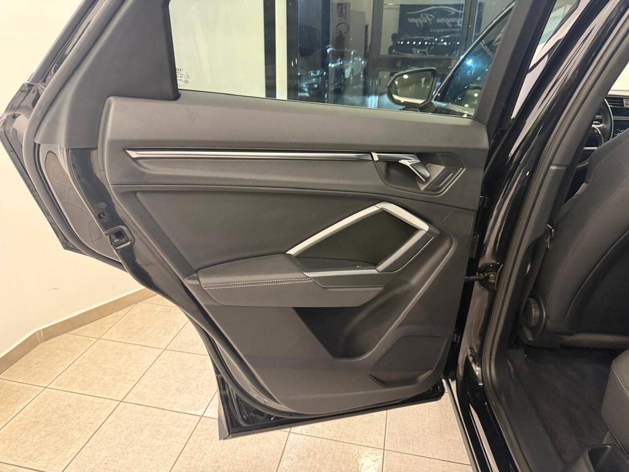 Audi Q3 SPB 35 TDI S-line Tronic edition 2021