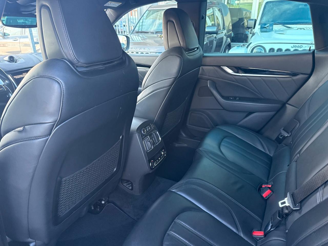 Maserati Levante 3.0 V6 Granlusso 275cv auto my19