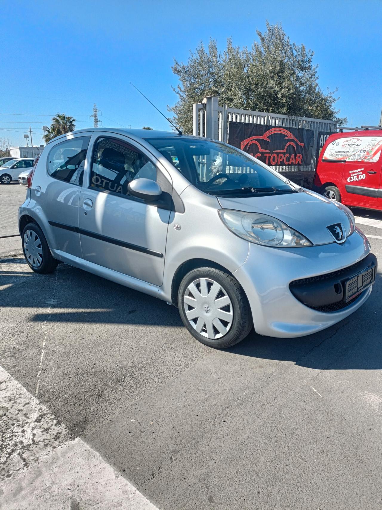 Peugeot 107 1.4 HDi 5p. Plaisir