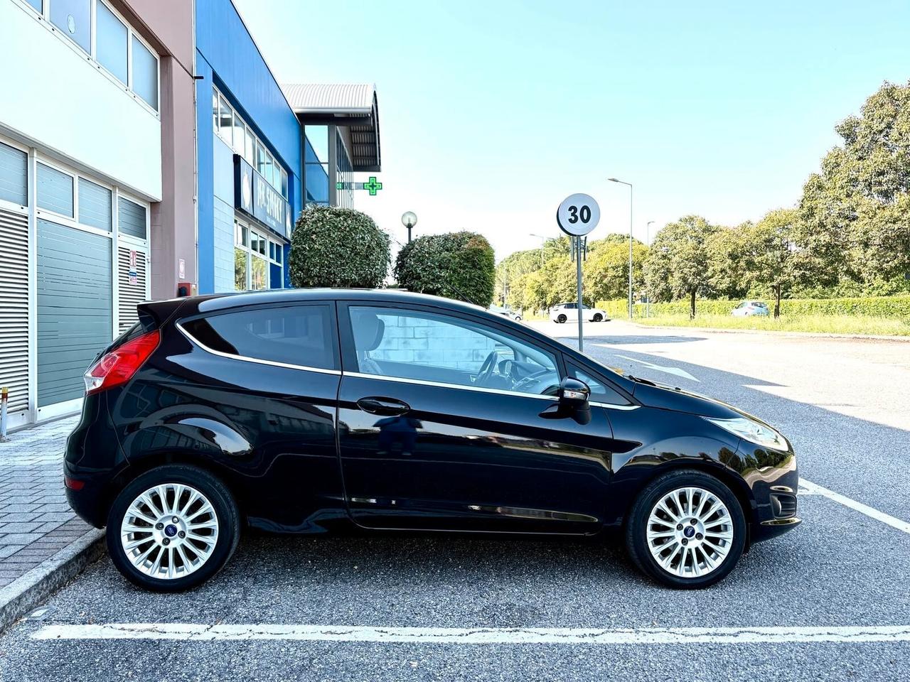 Ford Fiesta 1.4 GPL Titanium Neopatentati