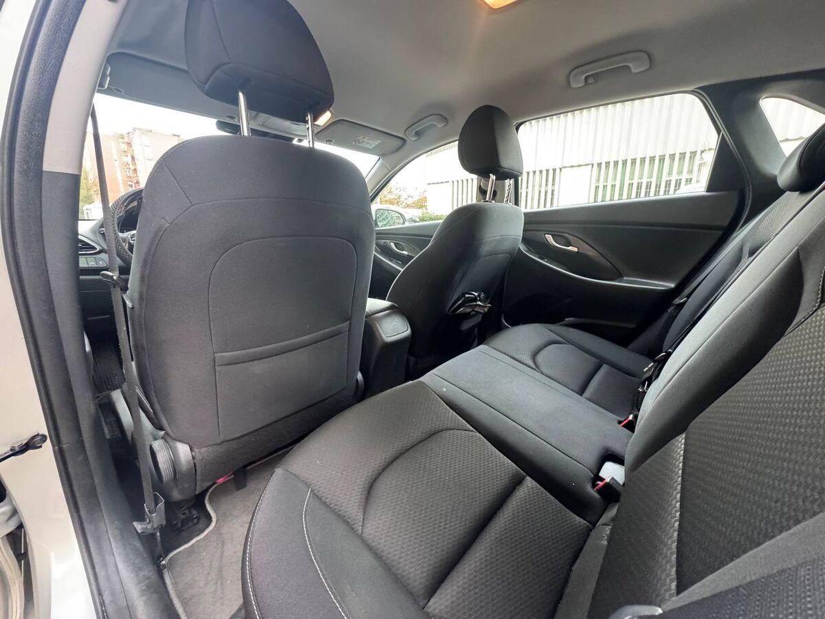Hyundai i30 5 Porte I30 1.6 crdi Style 110cv dct