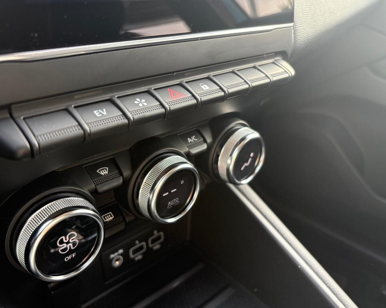 Renault Captur Plug-in Hybrid E-Tech 160 CV Intens