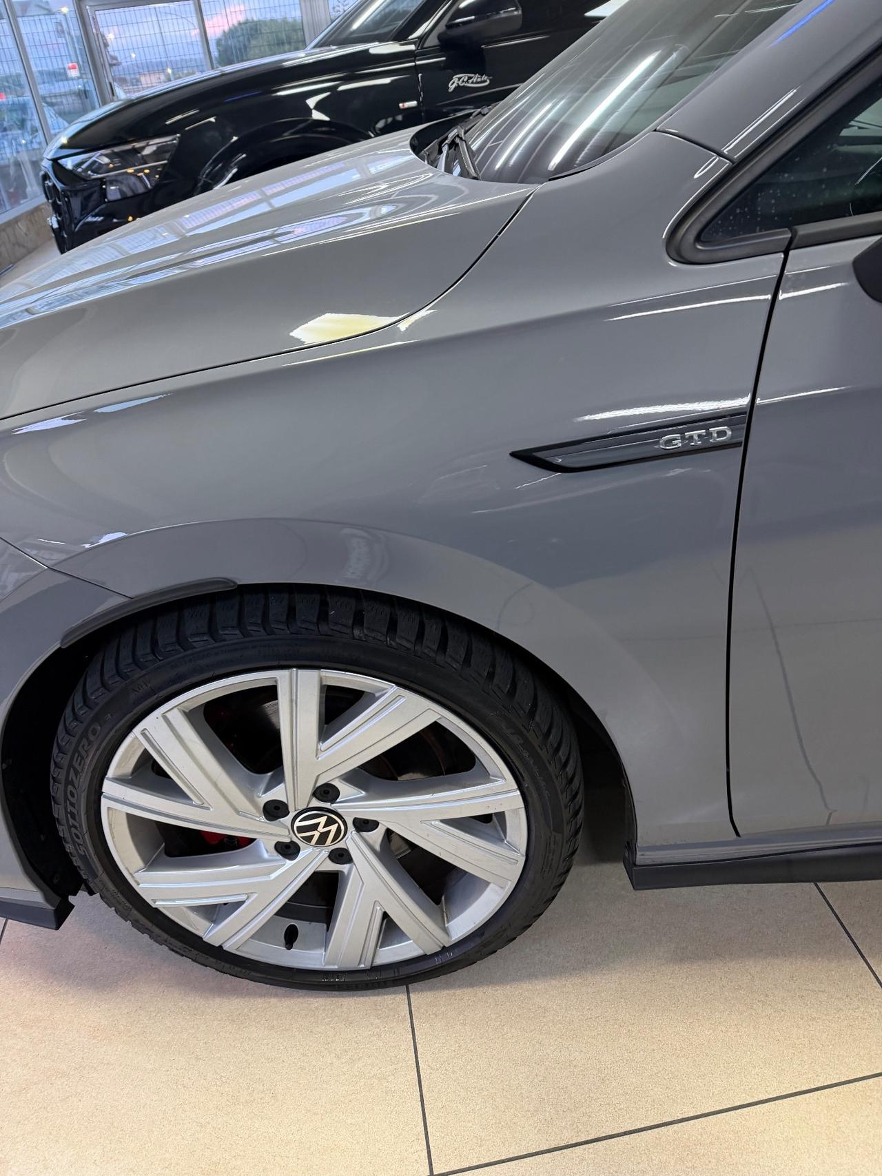 Volkswagen Golf 2.0 TDI DSG GTD 200CV 11/2023 KM 22.000