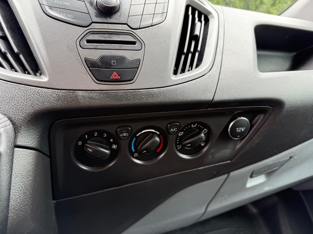 Ford Transit Custom 2.2 Diesel Passo Lungo