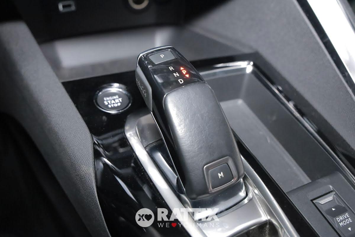 Peugeot 3008 1.5 bluehdi 130CV Allure eat8 + box tetto